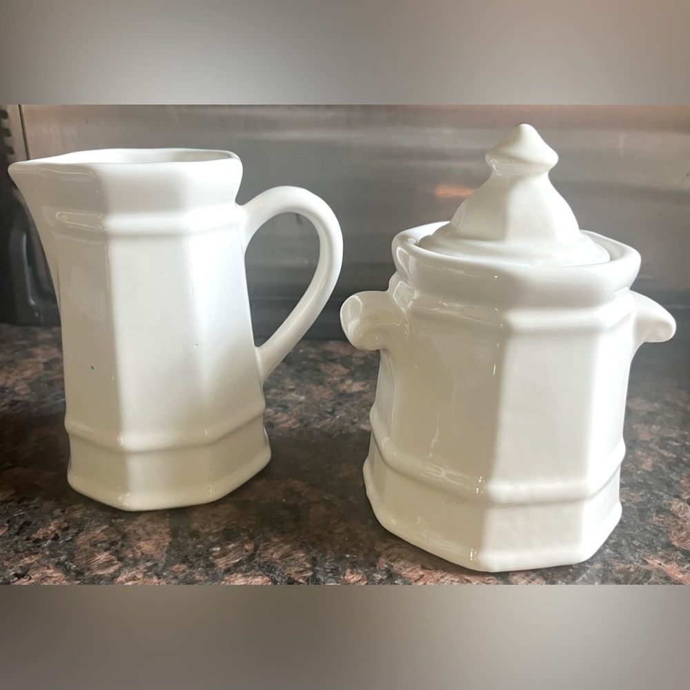 Pfaltzgraff Heritage Creamer and Sugar